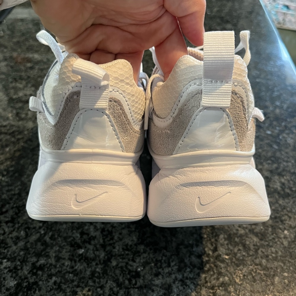 Nike Ryz - Picture 2 of 3